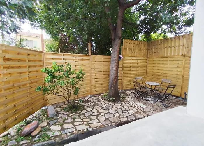Appart F2 - 4 Couchages Avec Jardin